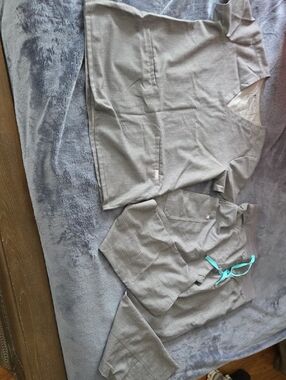 Figs Women's Scrub  Set in Light Gray with Teal Accent